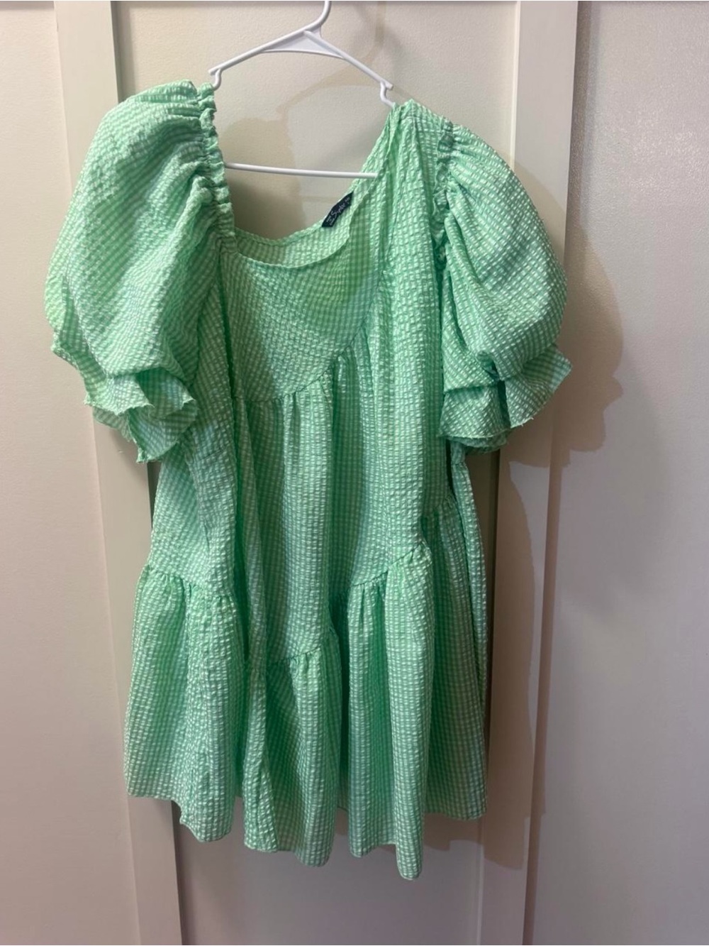 Simple Mint Green Puff-Sleeve Tiered Casual Dress